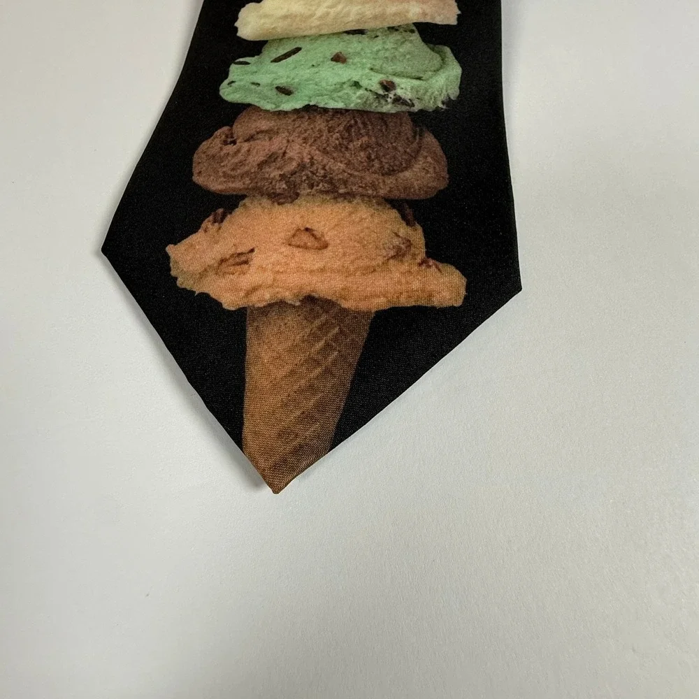 Vintage 1997 Ralph Marlin Ice Cream Novelty Tie USA Dessert Scoops Black Necktie